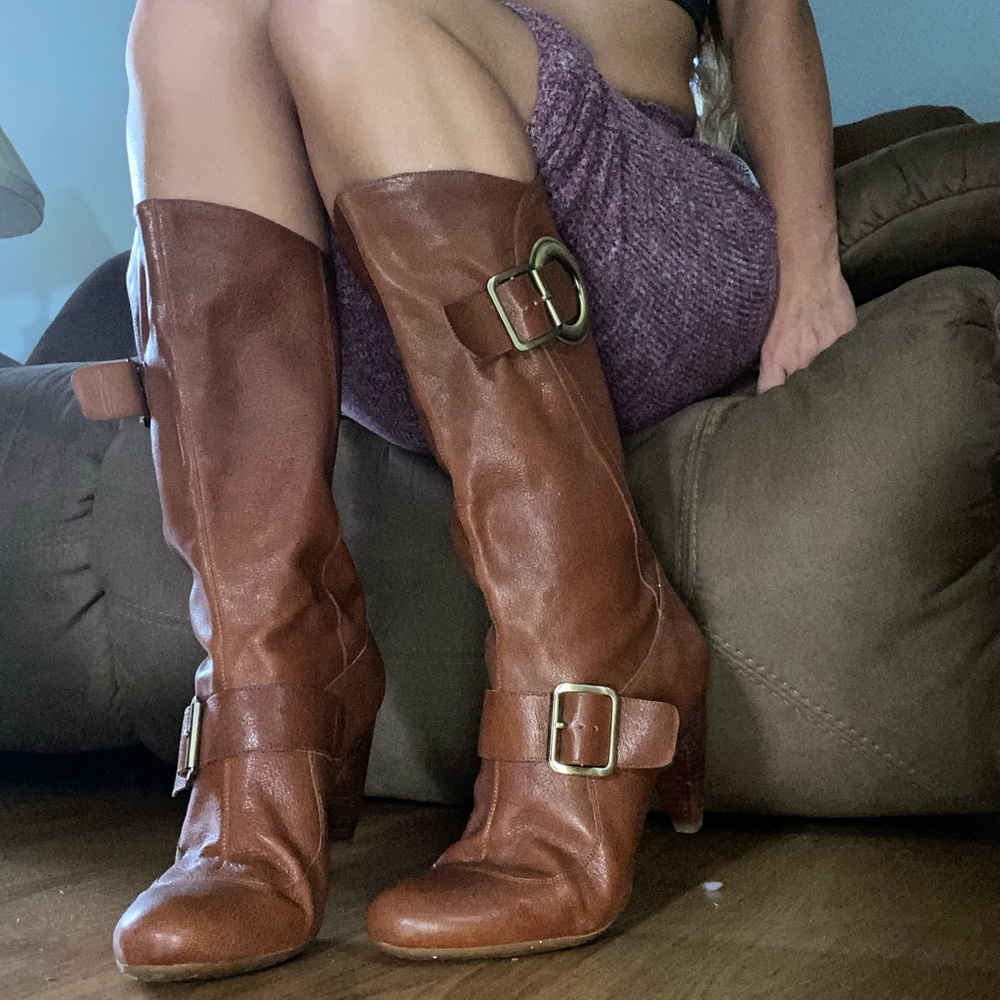 BCBG BOOTS